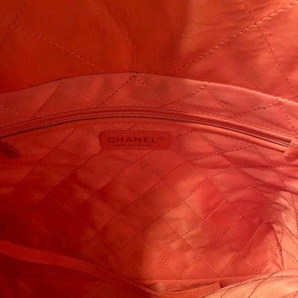 Pink Quilted Women's Bag - Picture 3 of 6